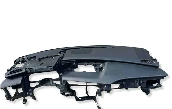 Lexus UX Dashboard 