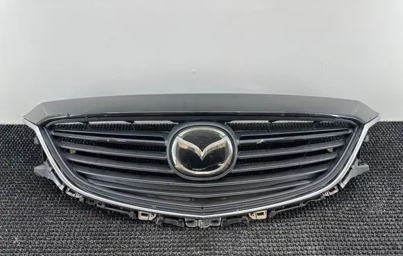 Mazda 6 Front bumper upper radiator grill GHP950712