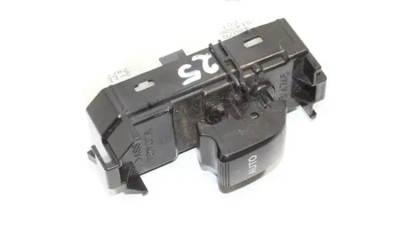 Lexus RX 450H Electric window control switch 8403042070