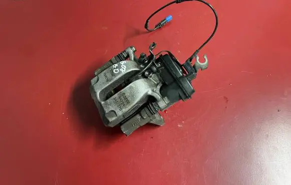 BMW X7 G07 Rear brake caliper