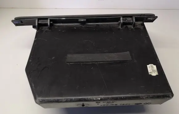 Opel Astra G Glove box 90561334 50047 90561241