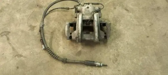 BMW 1 F20 F21 Front brake caliper 34116850643