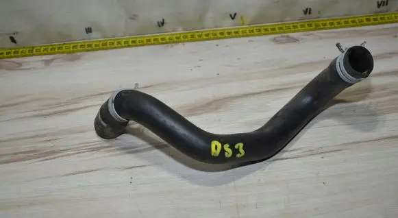 Citroen DS3 Engine coolant pipe/hose 9671339080