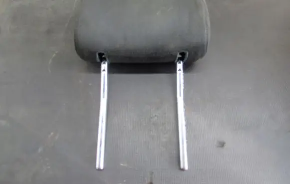 Audi A3 S3 8P Front seat headrest 