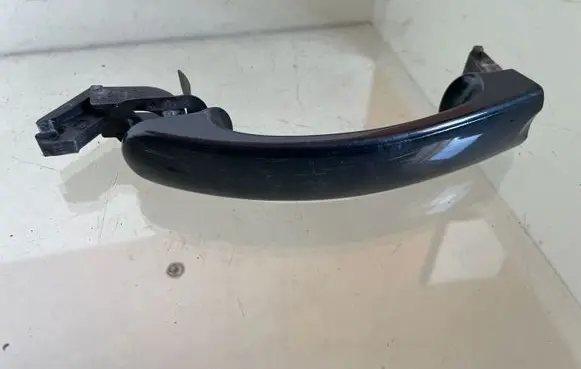 Volkswagen Golf VI Front door exterior handle 1K5837205