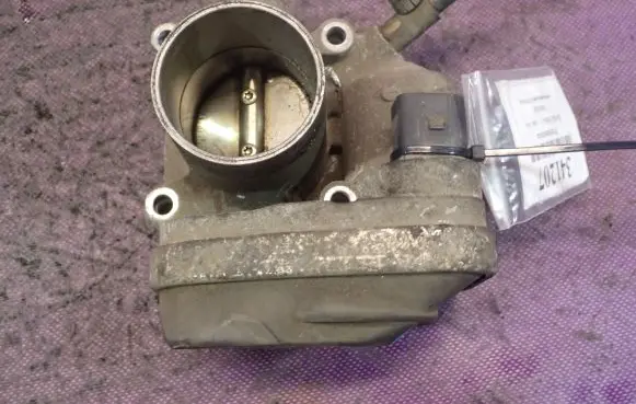 Skoda Fabia Mk1 (6Y) Throttle body valve 047133062D