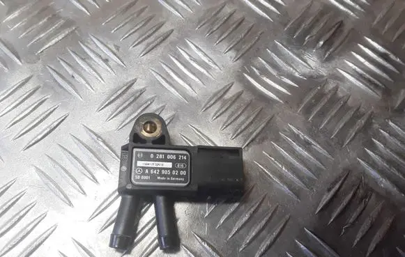 Mercedes-Benz ML W164 Exhaust gas pressure sensor 0281006214 A6429050200