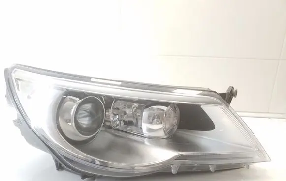 Volkswagen Tiguan Headlight/headlamp 5N1941032K 5DV00900000 7L6941329B