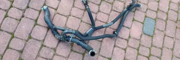 Renault Master III Engine coolant pipe/hose