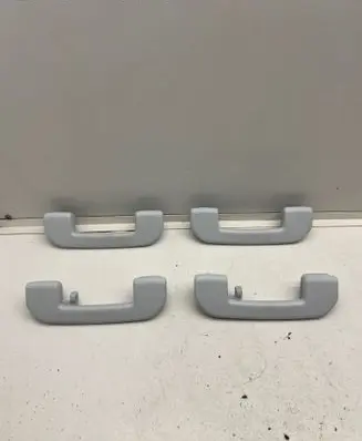 Peugeot 5008 II A set of handles for the ceiling 