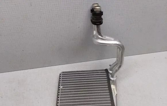 Volkswagen Golf V Air conditioning (A/C) radiator (interior) 1K0819031