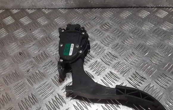 Skoda Fabia Mk1 (6Y) Accelerator throttle pedal 6Q1721503C