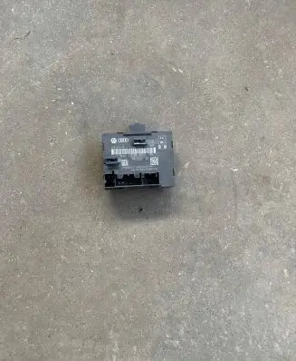 Audi A6 C7 Door control unit/module 4G8959795J