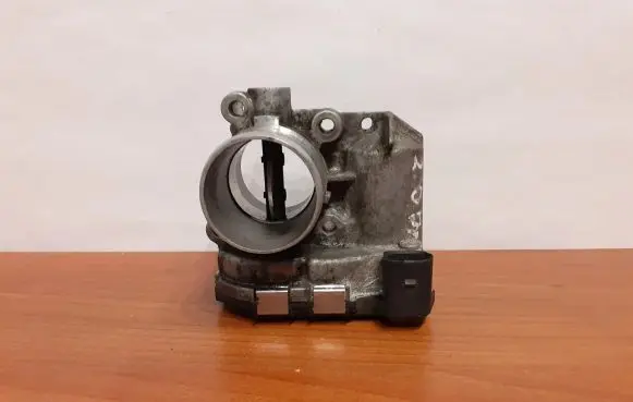 Renault Trafic II (X83) Throttle valve 0281002681 4499