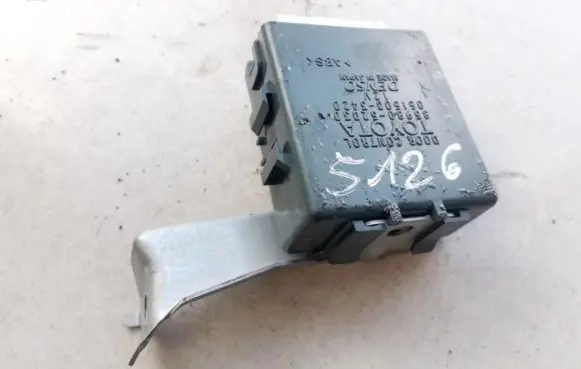 Toyota Yaris Door control unit/module 8598052030 85980-52030