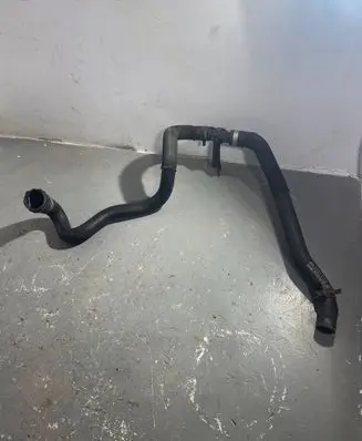 Mercedes-Benz C W205 Engine coolant pipe/hose A2538306501
