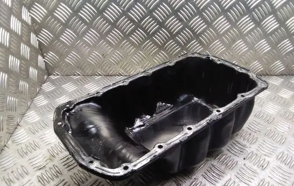 Oil sump