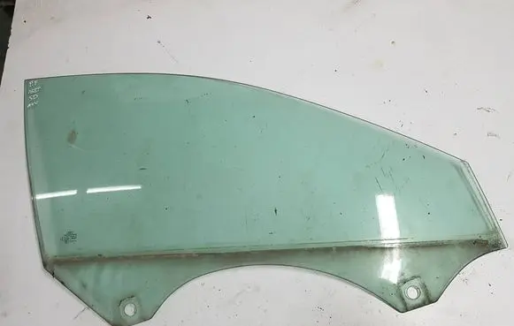 Audi A3 S3 8P Front door window glass four-door 