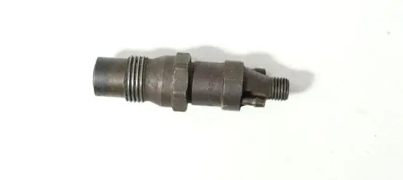 Audi A6 S6 C4 4A Fuel injector 028130201L