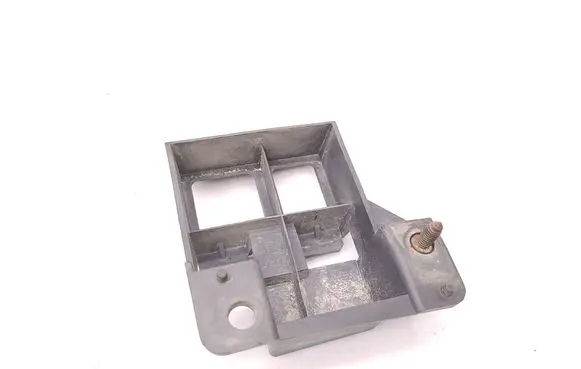 Mercedes-Benz Sprinter W906 Front bumper mounting bracket A9068850263