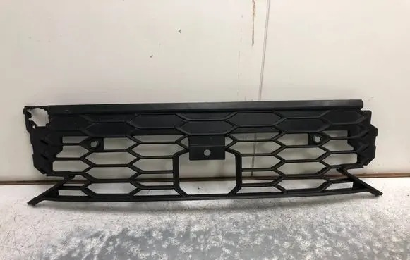 Volkswagen Golf VIII Front bumper lower grill 5H0853677AF-BILI 5H0853677AF
