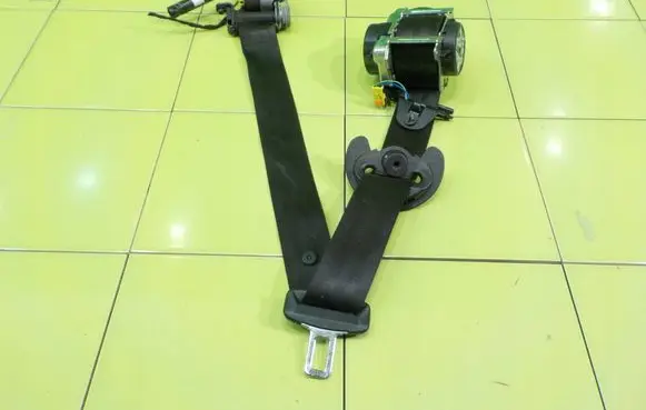 Jaguar XE Front seatbelt 635393300A BEZPIECZENSTWA