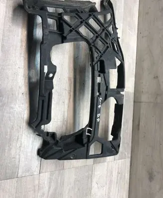 Volkswagen Golf VII Front bumper mounting bracket 5G0807724D
