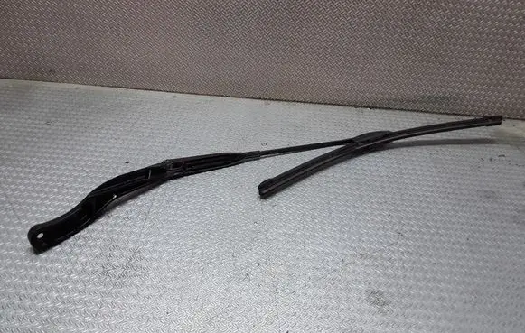 Audi A8 S8 D2 4D Windshield/front glass wiper blade 4D1955408B
