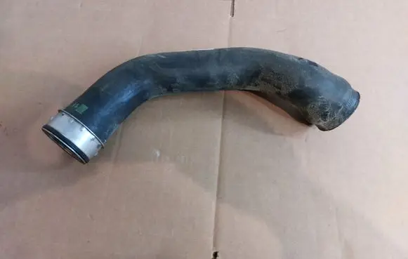 Audi A6 S6 C5 4B Intercooler hose/pipe 4B0145745F