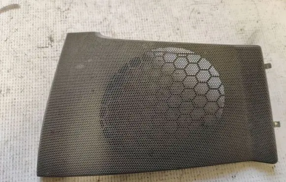Volkswagen II LT Front door speaker cover trim 9016890108
