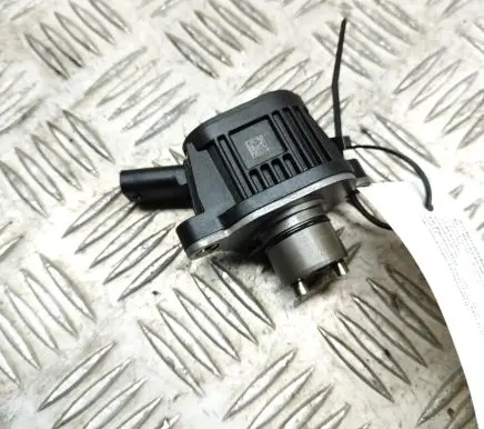 Volkswagen T-Roc Turbo solenoid valve 04E906048C