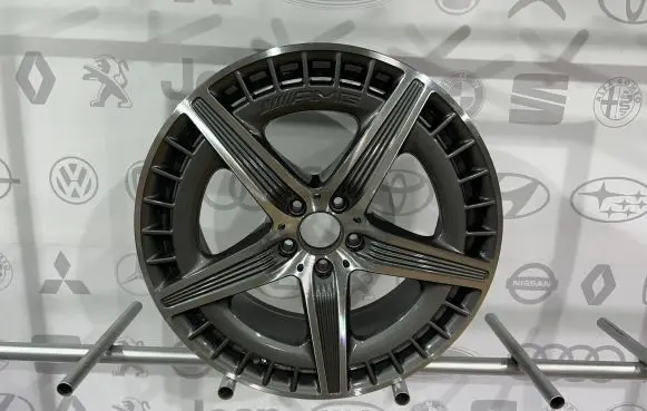 Mercedes-Benz EQE v295 R21 alloy rim 