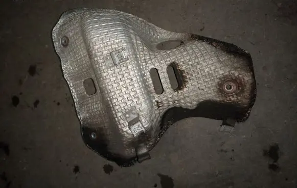 KIA Sportage Exhaust heat shield