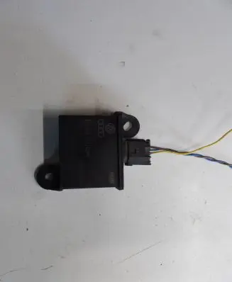 Volkswagen Touareg II Tire pressure sensor 7PP907283 52615284 053300501400