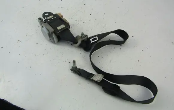 Mazda 6 Set of seat belts 