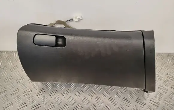 KIA Ceed Glove box 847601H000
