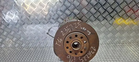 Skoda Octavia Mk2 (1Z) Front wheel hub spindle knuckle S14523698 1K0407256N