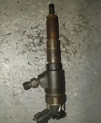 Peugeot 207 Fuel injector 9921629623518 0445110252 08405DF87565889