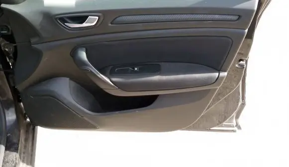 Renault Megane IV Tailgate/trunk side cover trim 
