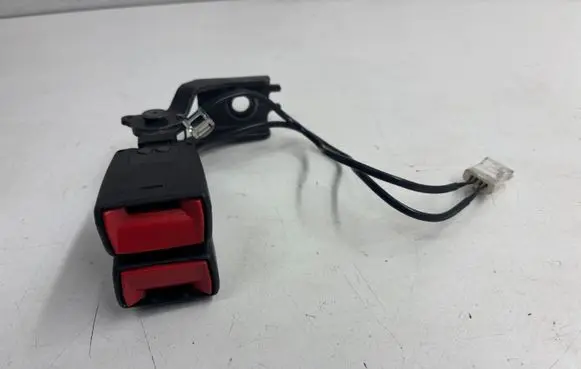 Peugeot 308 Rear seatbelt buckle 98002031XX