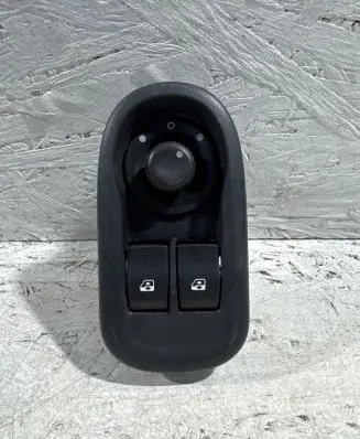 Renault Master III Electric window control switch 8200476809