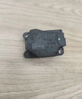 Volvo V60 Air flap motor/actuator 19E616