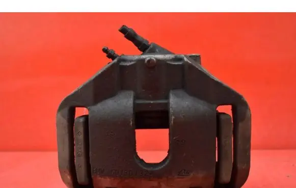 BMW 7 E38 Front brake caliper