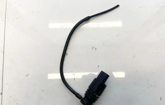 Skoda Octavia Mk1 (1U) Windscreen/windshield washer pump