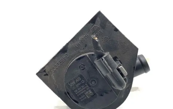 Skoda Kamiq Oil filter mounting bracket 5Q0965567N
