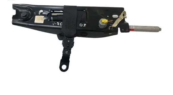 Volvo V70 Front seatbelt 39860303