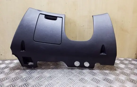 Dashboard lower bottom trim panel