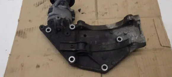Citroen Jumpy Generator/alternator bracket 9682367380