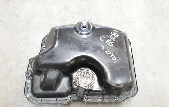 Volkswagen Touareg III Oil sump 