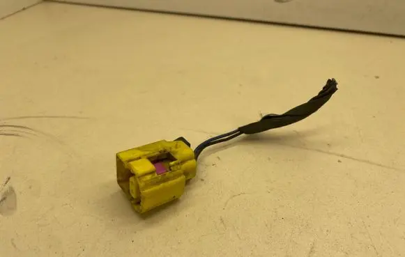 Volkswagen PASSAT CC Airbag deployment crash/impact sensor 8K0973323